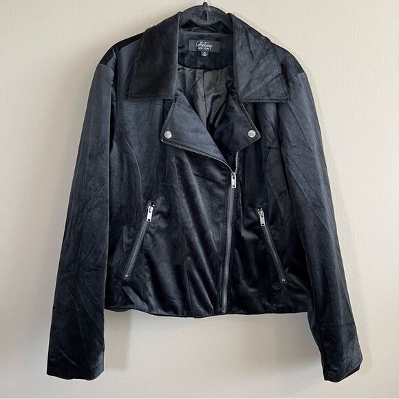 CoffeeShop Jackets & Blazers - ✨ CoffeeShop New York Black Velvet Moto Jacket XL NWT